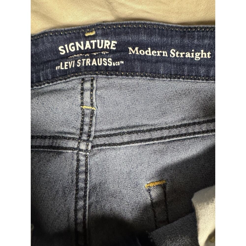 Levi Strauss Signature Modern Straight Jeans Womens 12 Medium Wash Stretch - Picture 5 of 16